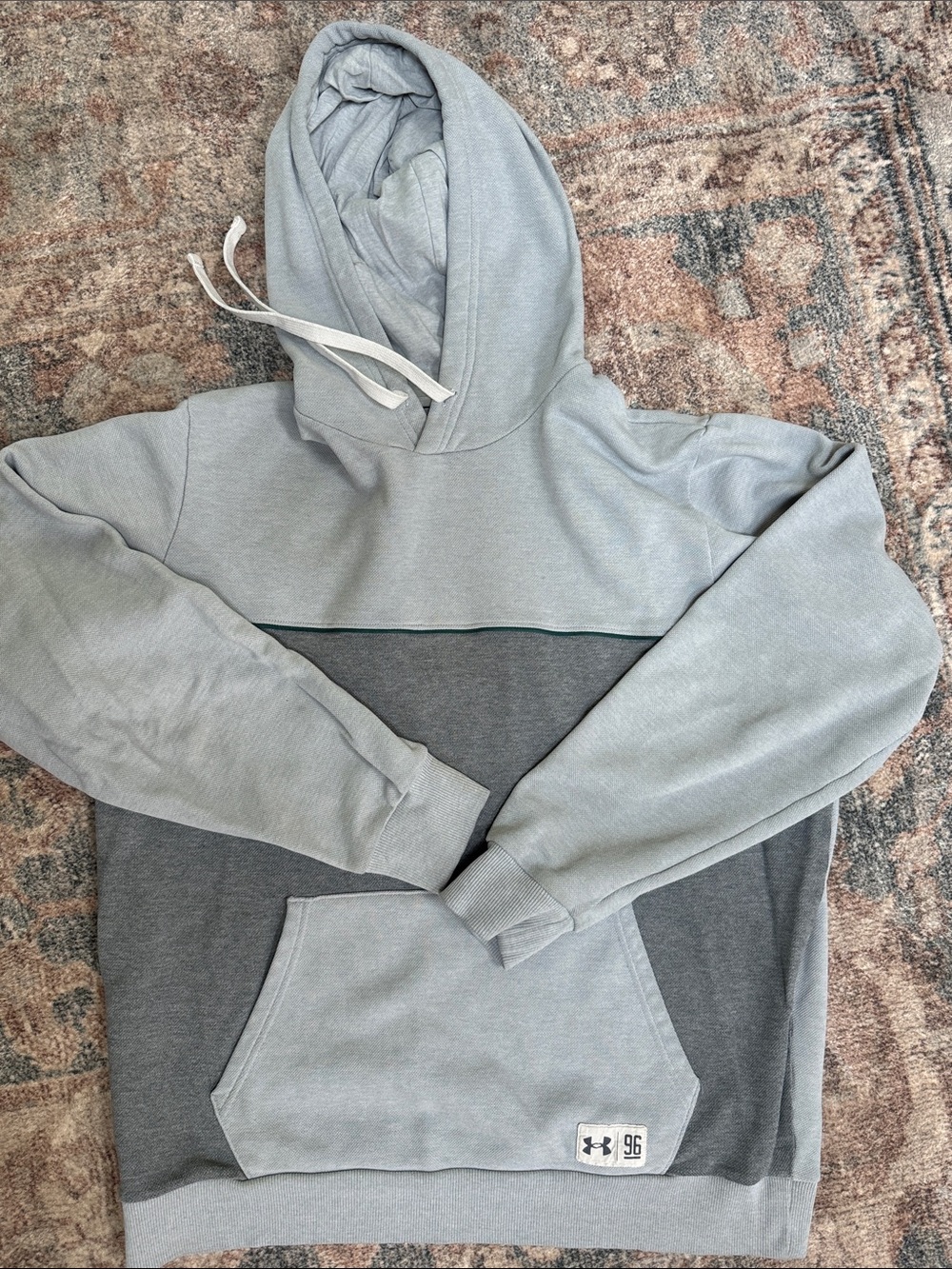 Under Armour Men’s Two-Tone Gray Pullover Hoodie